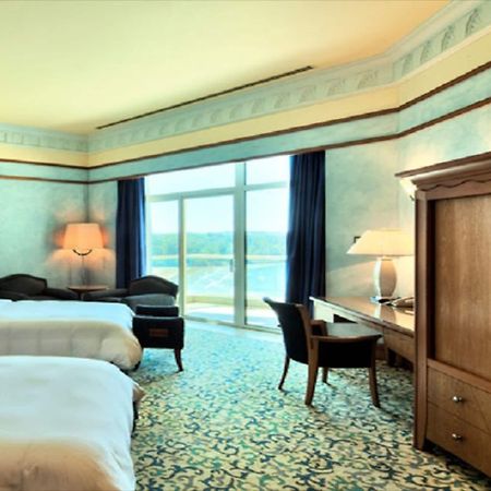Empire Hotel And Country Club Brunei بندر سير بيجوانا المظهر الخارجي الصورة