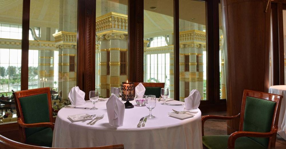 Empire Hotel And Country Club Brunei بندر سير بيجوانا المظهر الخارجي الصورة